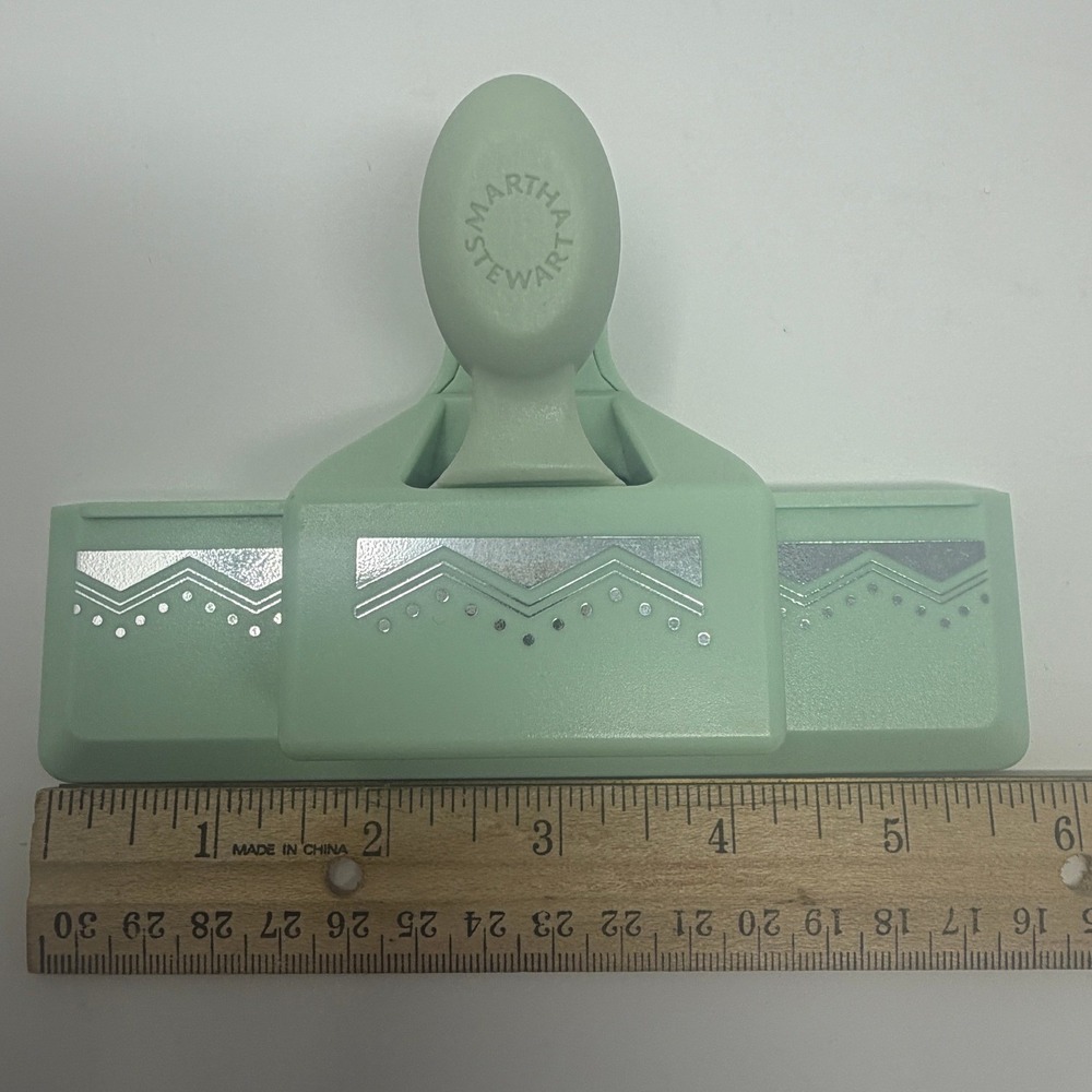 Martha Stewart Chevron Dots Edge Border Paper Punch Mint Green Discontinued